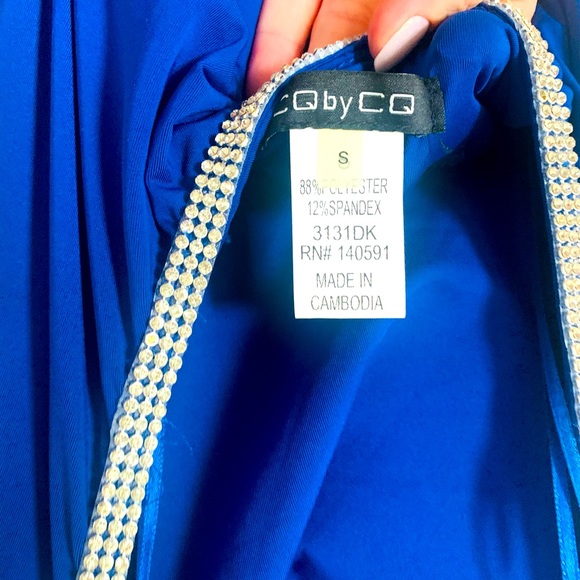 3/$20🍁FORMAL DRESS - Picture 5 of 9